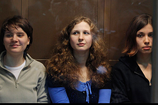 Pussy Riot To Prison Colony Two Women Transferred From Moscow Jail