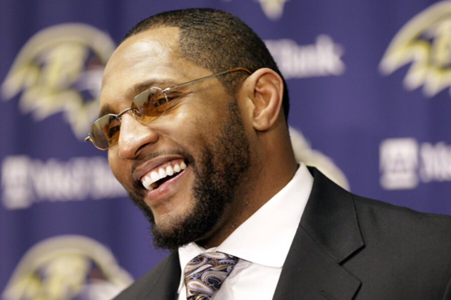 Baltimore Ravens beat Indianapolis Colts 24-9 in Ray Lewis' final