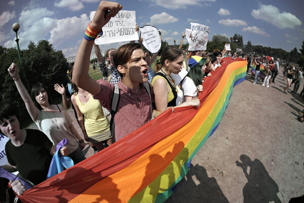 Russia S Majoritarian Crackdown On Minorities Rolls On With New Anti Gay Law