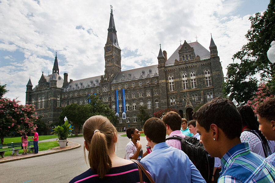 College freshmen survey: Students cite cost in passing up first-choice school