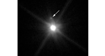 Hubble spots a tiny moon orbiting Pluto’s little sister, Makemake