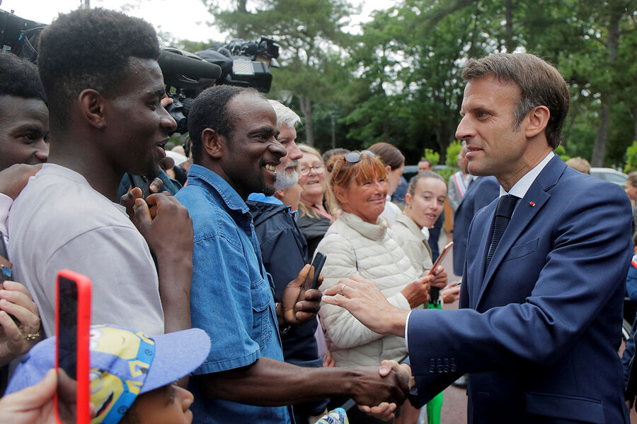 By voting in split parliament, French public demands Macron compromise By voting in split parliament, French public demands Macron compromise