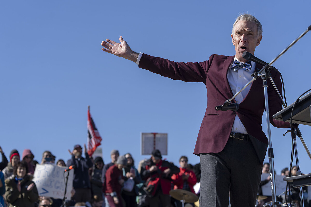Science educator Bill Nye speaks during the Stand Up for Science rally near the Lincoln Memorial, March 7, 2025, in Washington. Demonstrators protested Trump administration actions including a freeze on funding for scientific research and staff cuts at the National Science Foundation.