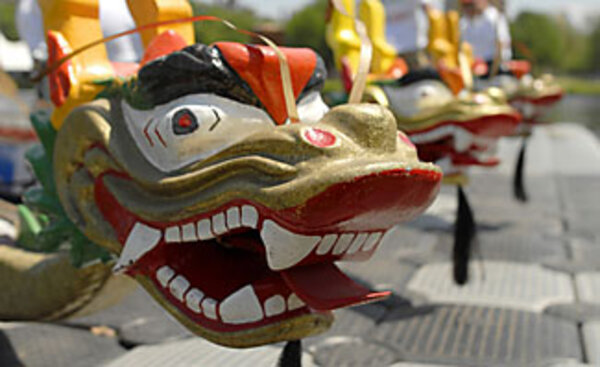 dragon boat racing muscles ancient chinese dragon boats bing images dragon boat racing muscles ancient chinese dragon boats bing images