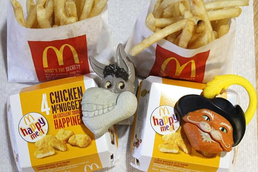 Happy Meals: Does McDonald's lure kids unfairly? - CSMonitor.com