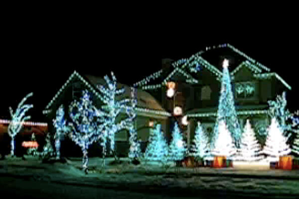 Christmas lights: Outdoor displays go higher and higher tech (video ...