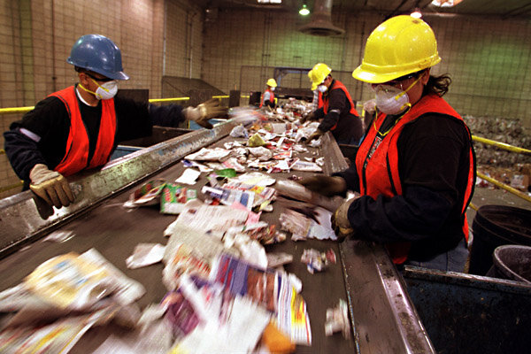 Burbank Recycling Center >> Will environmental regualtion hurt California job growth? - CSMonitor.com Burbank Recycling Center >> Will environmental regualtion hurt California job growth? - CSMonitor.com