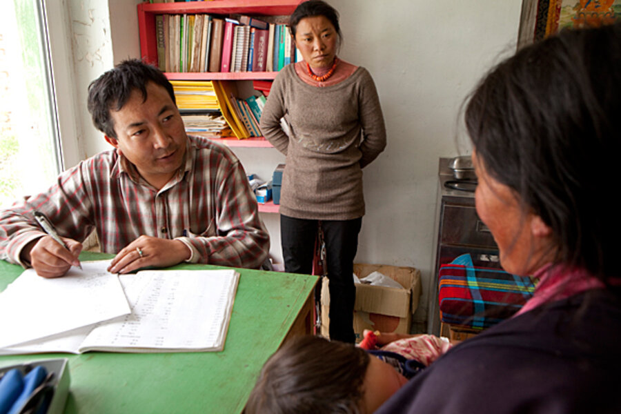 Helping hands for Tibetans in China - CSMonitor.com