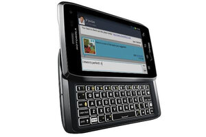 At CES 2012, Motorola introduces Droid 4 and Droid Razr Maxx