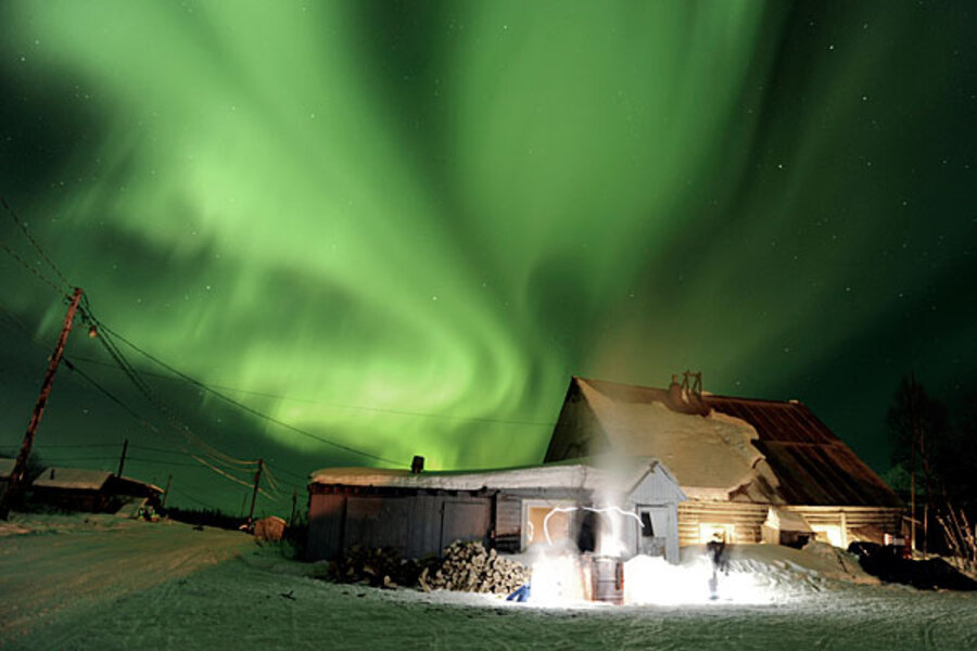 Dont Blink Active Solar Activity Northern Lights Show Illuminates The Us - 9jmked1