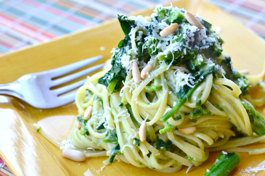 Meatless Monday: Linguini with creamy avocado sauce 