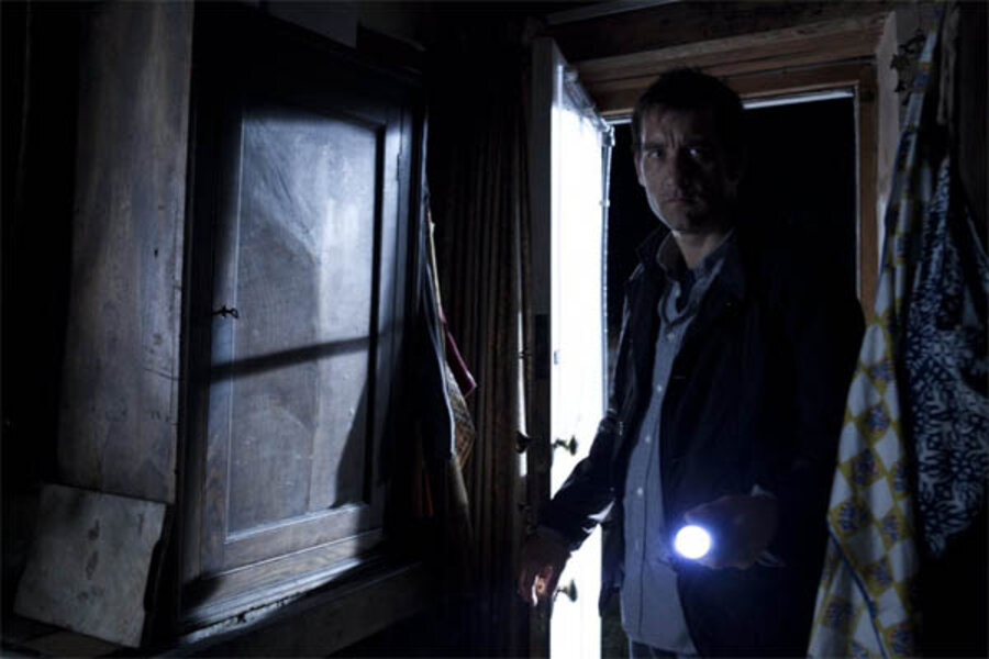  Intruders : Clive Owen, Ella Purnell, Juan Carlos Fresnadillo:  Movies & TV