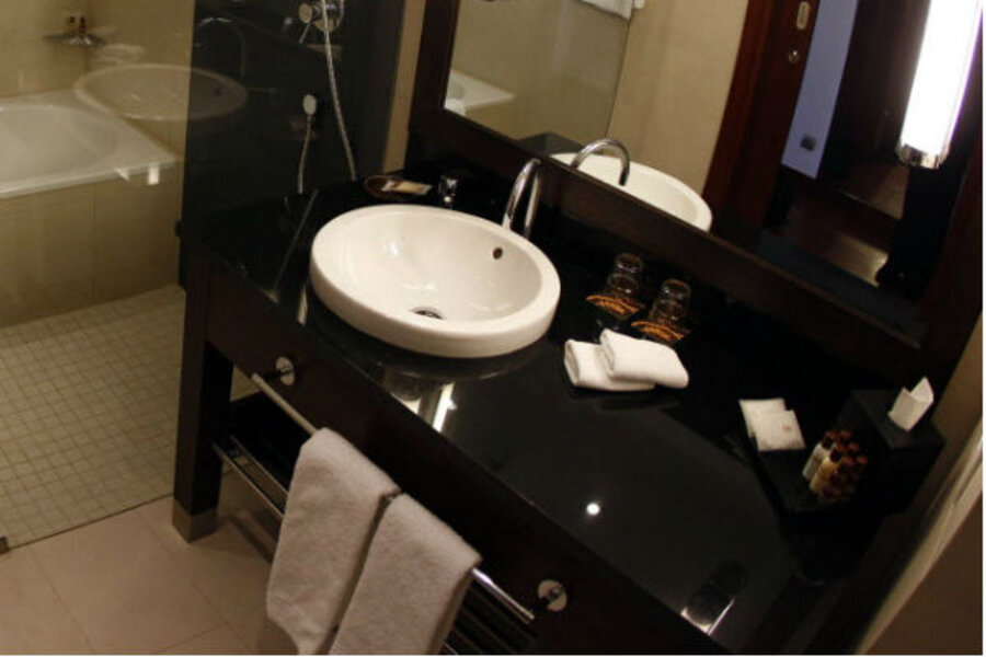 Costco Bathroom Location