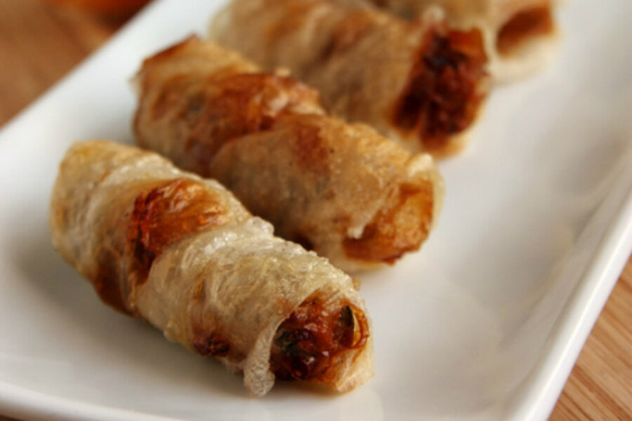 Mother's Famous Chinese Egg Rolls Recipe