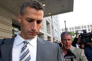 Pettitte's Wife used HGH to “Strengthen chin and fashion sense”