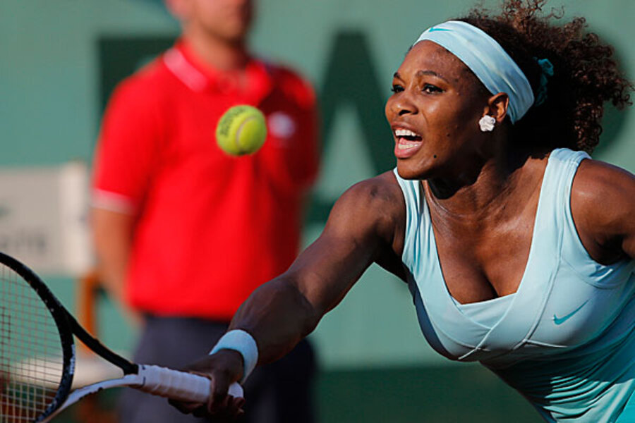 Serena Williams talks to crowd in French after winning opening match at  French Open