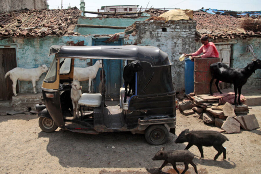 Delhi Tackles Air Pollution With More Auto Rickshaws Csmonitor Com