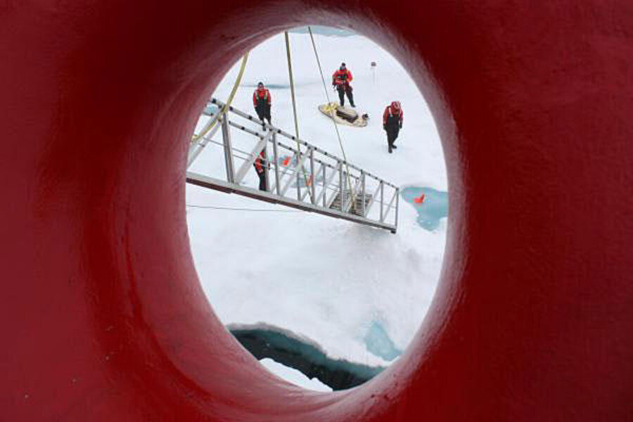 New NASA discovery reveals mystery beneath Arctic ice - CSMonitor.com