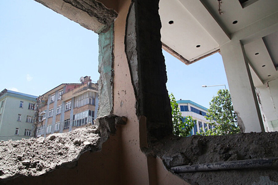 After quake, rebuilding community remains biggest challenge for Turkey