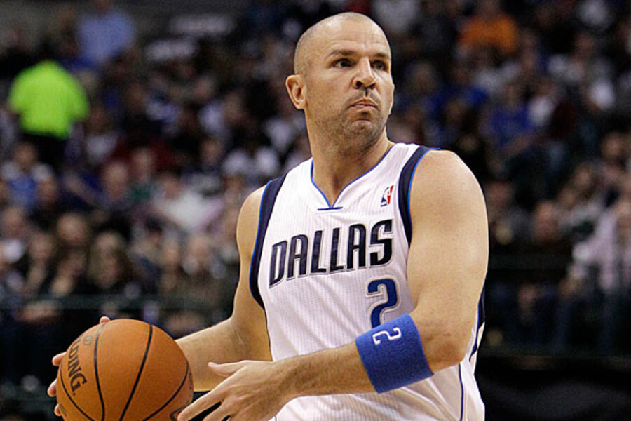 Point guard Jason Kidd of the New Jersey Nets shoots over guard
