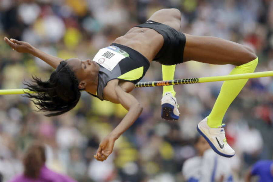 Chaunté Lowe – High Jump - CSMonitor.com