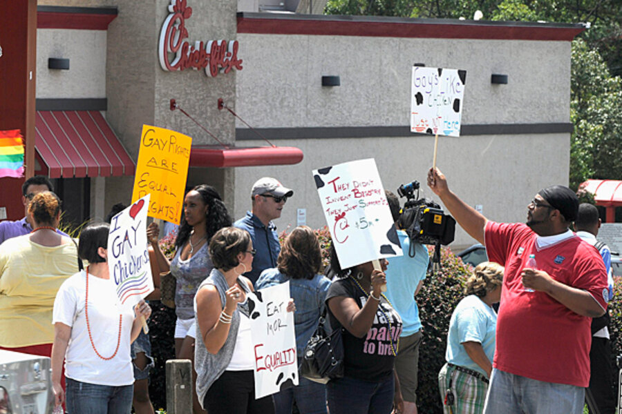 Alice Tag telefonen indtil nu Chick-fil-A: Will the controversy hurt chain's expansion plans? -  CSMonitor.com