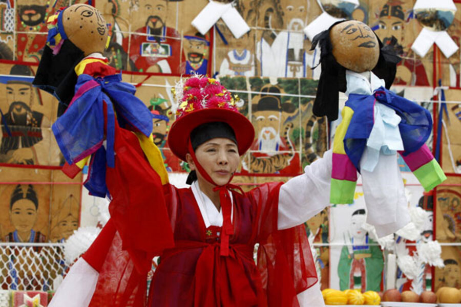 Amid pressures of daily life, more Koreans revive interest in shamanism