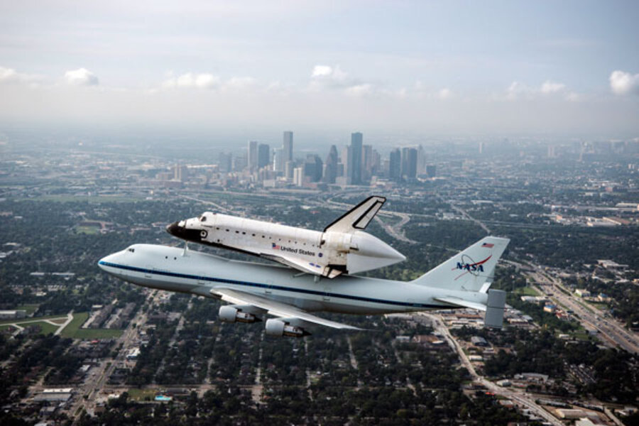 Space shuttle Endeavour piggybacks on 747 for last leg of Calif. journey -  CSMonitor.com