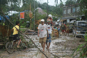 The Philippines: Typhoon Brings Fierce Winds, Rain - CSMonitor.com