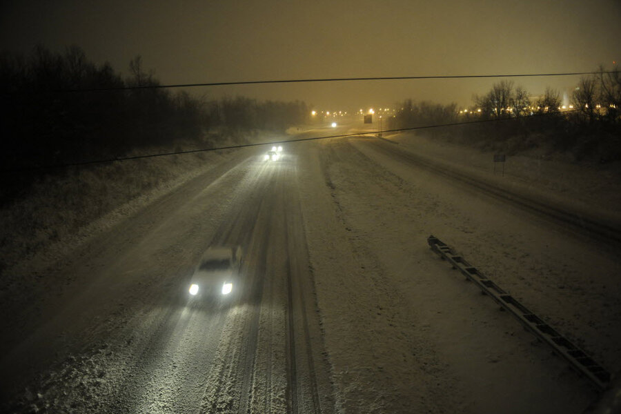 Christmas snow storm kills 3, tornadoes knock out power in South ...