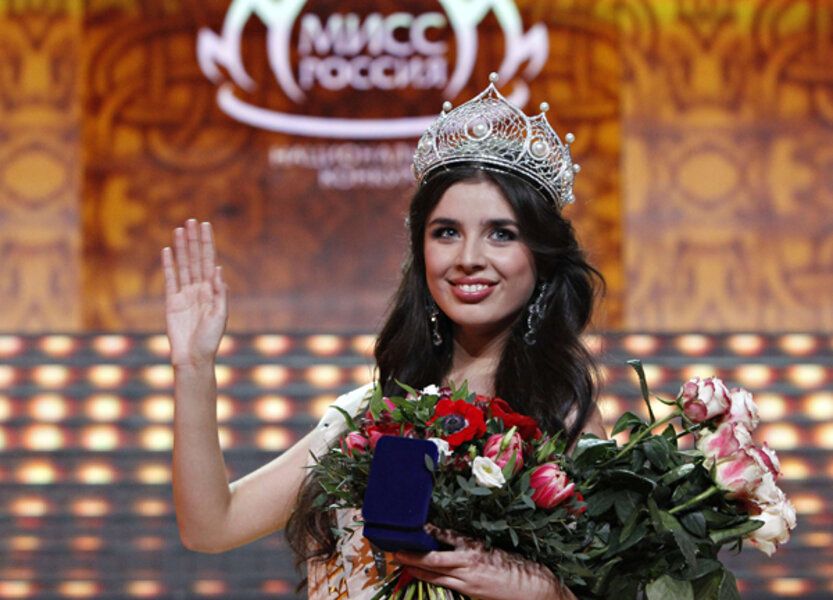 Russian Beauty Queens Offer Opinions Beyond World Peace Making People 