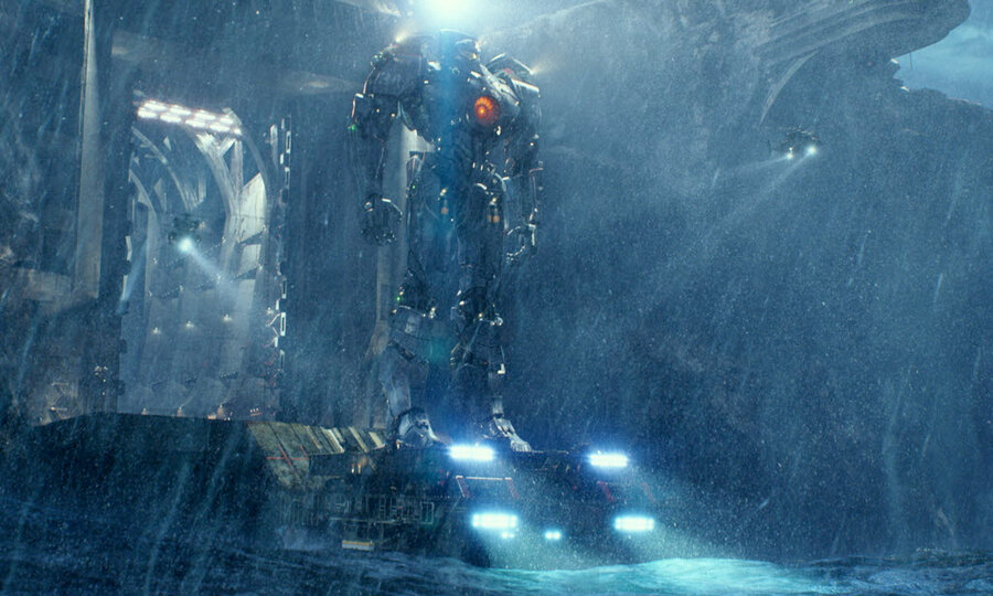 'Pacific Rim' director Guillermo Del Toro discusses his favorite