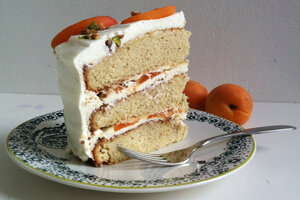 Apricot Layer Cake Recipe: How to Make It
