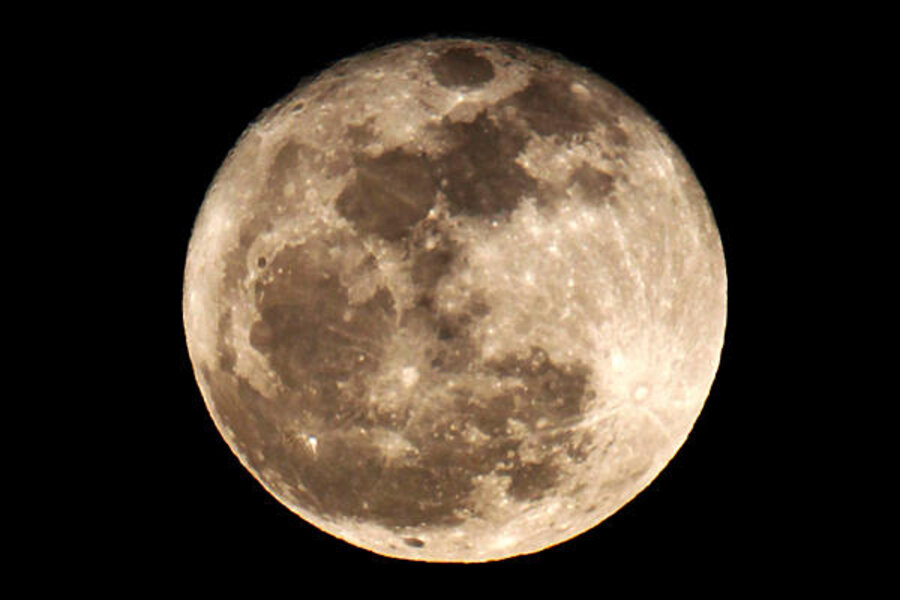 Full moon - CSMonitor.com