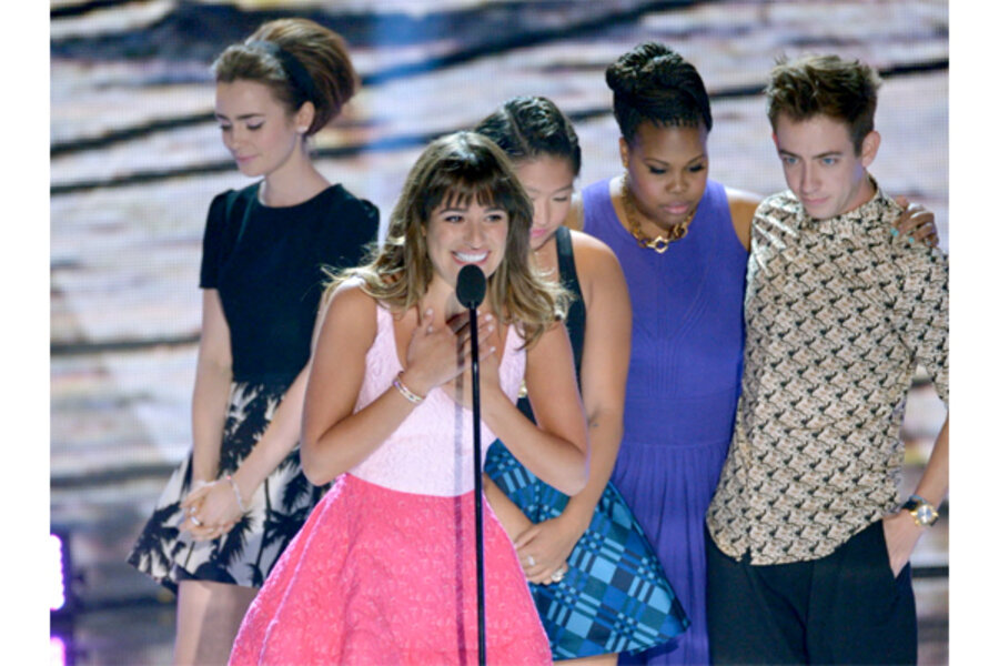 Teen Choice Awards: Lea Michele's dedication, Ashton Kutcher's advice ...