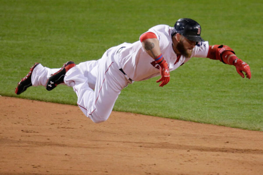 Gomes, Red Sox beat Cardinals, even World Series
