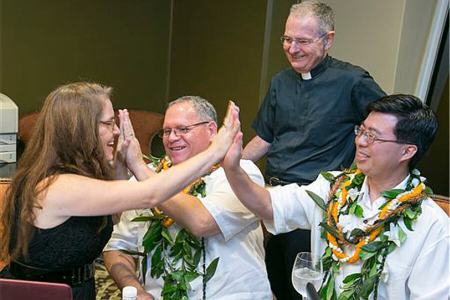 Gay Weddings Begin In Hawaii As New Same Sex Marriage Law Takes