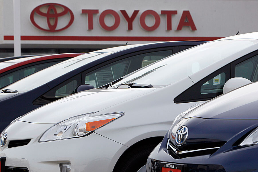Toyota Prius Among Six Cars Ranked Poor In Crash Test Csmonitor Toyota Prius Among Six Cars Ranked Poor In Crash Test