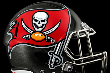 What can the Tampa Bay Buccaneers do with new logo to avoid backlash?