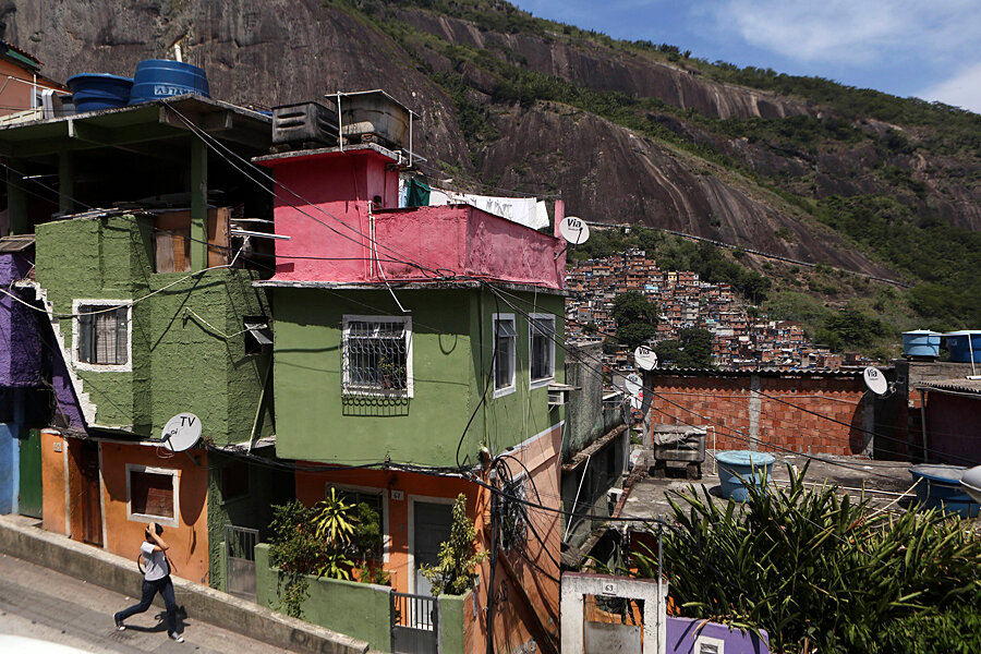 From Gunfights To Mansions Inside Rio De Janeiro S Smorgasbord Of Favelas Csmonitor Com