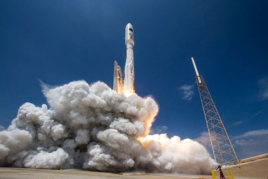 SpaceX formally protests Air Force contracts with rival spaceflight ...