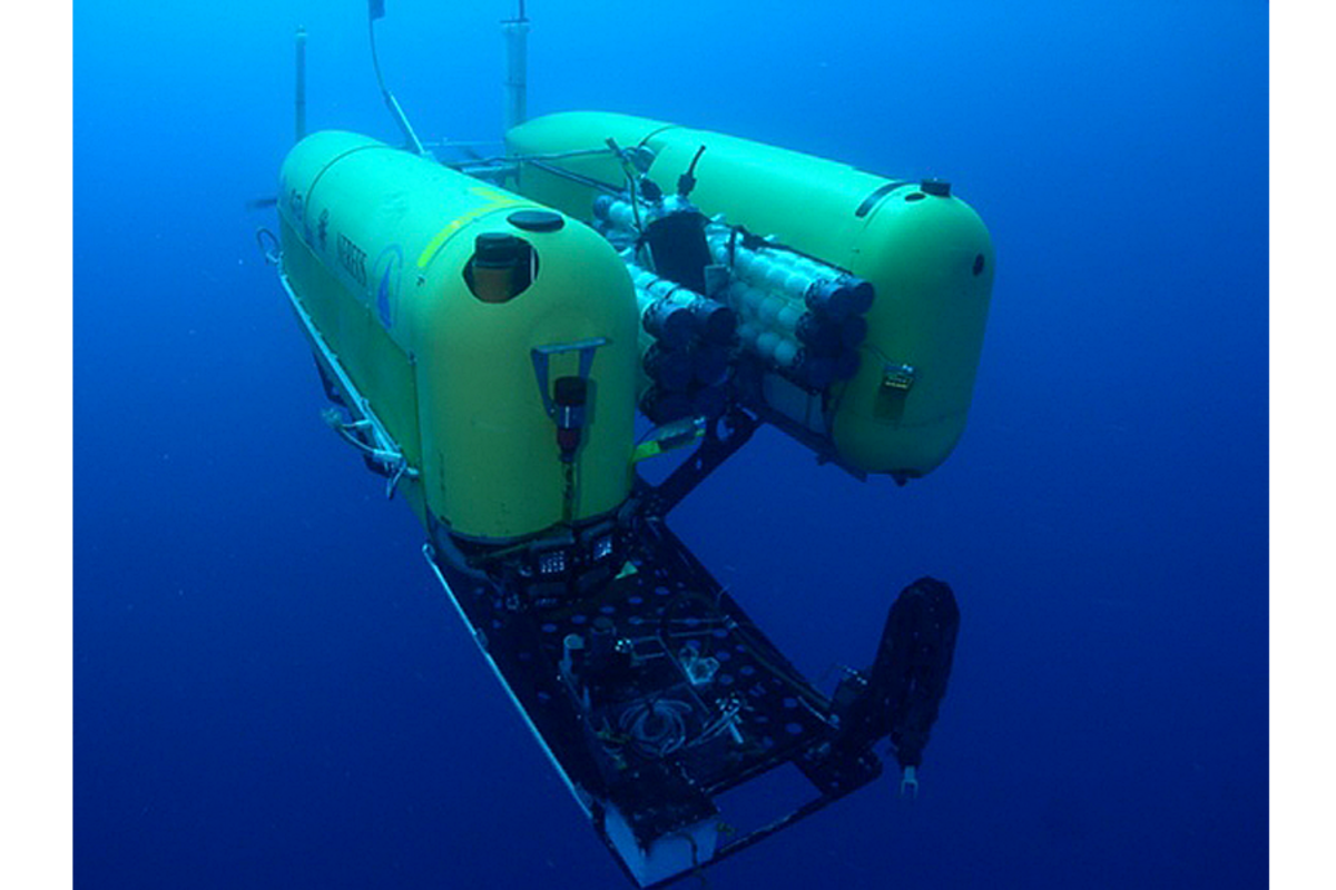 0513-imploding-robot.png?alias