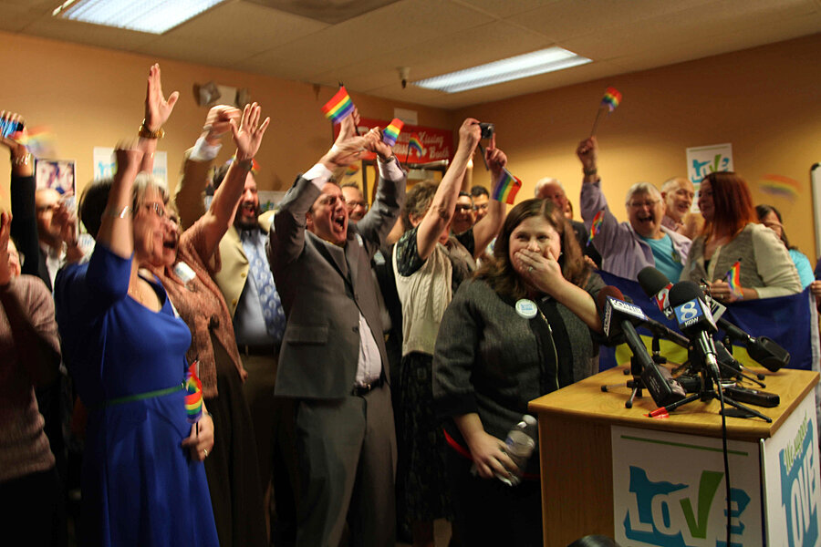 Us Judge Strikes Down Oregon Gay Marriage Ban As State Refuses To Defend It 0758