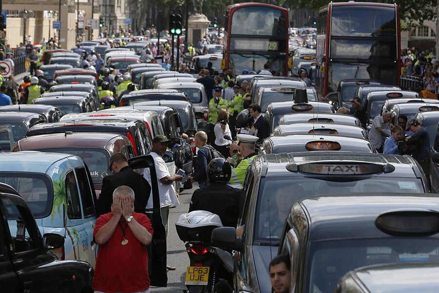 Uber sign-ups soar by 850 percent as cab drivers protest - CSMonitor.com