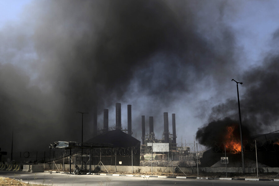 Israeli strikes target symbols of Hamas control in Gaza - CSMonitor.com
