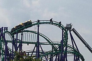 After five hours all passengers rescued from Six Flags roller