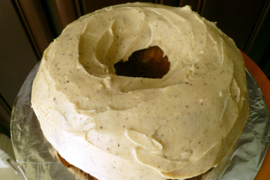 cream filled pumpkin bundt