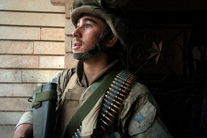 Ladies Sweetheart Rhinestone US ARMY CROSSED RIFLES Infantry Soldier Veteran 