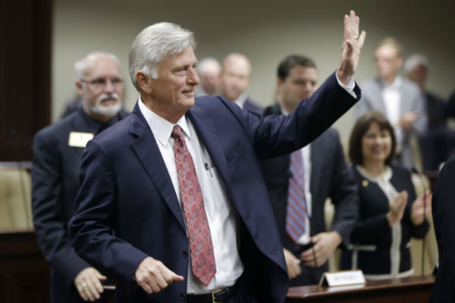 Arkansas governor to pardon son A precedent for