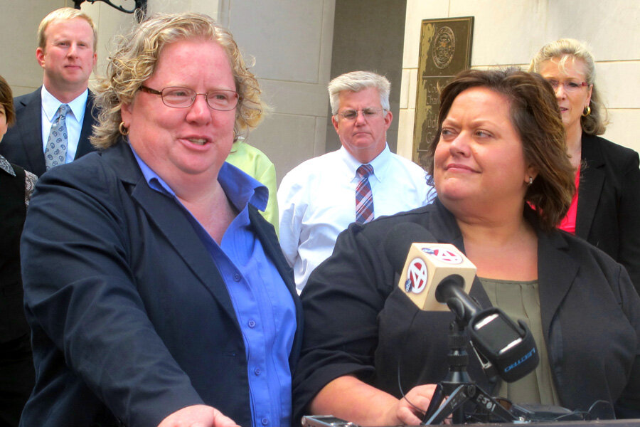 Federal judge rules SC gay marriage ban unconstitutional - CSMonitor.com
